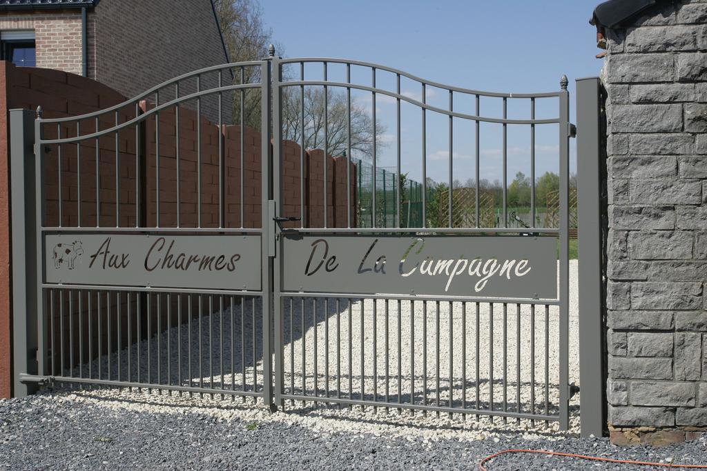 Villa Aux Charmes De La Campagne Hautrage Exterior foto